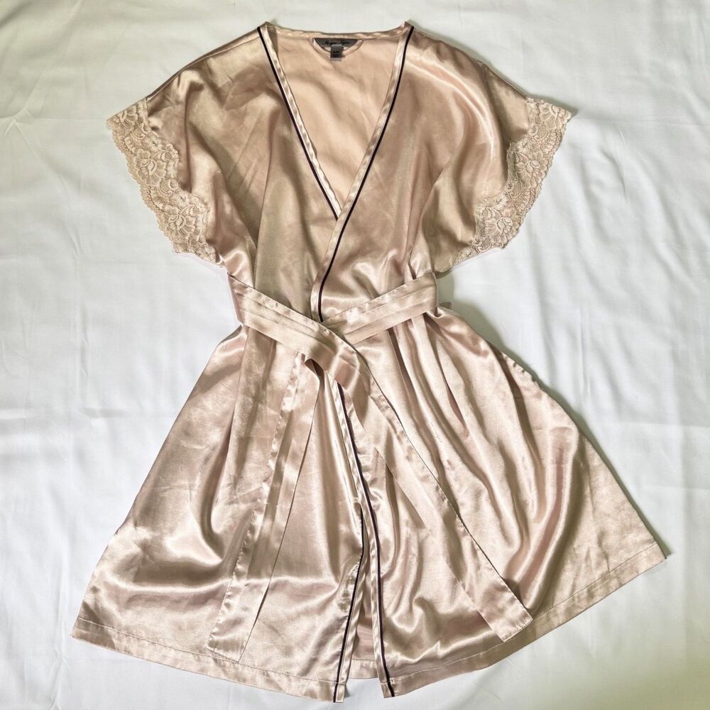Morgan Taylor Intimates Robe Pink Lace Satiny Women's Size Large